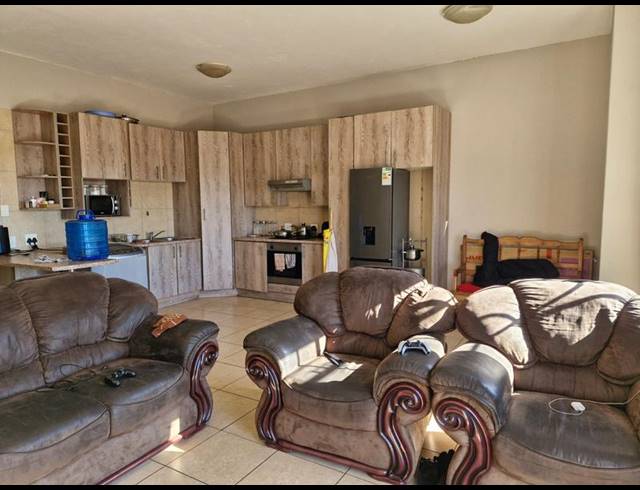 2 BEDROOM TOWNHOUSE FOR SALE IN NORKEM PARK